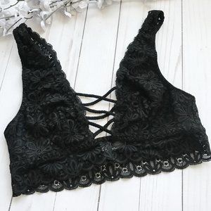 **NEW** 2/$30 Victoria's Secret Black Braided Plunge Bralette